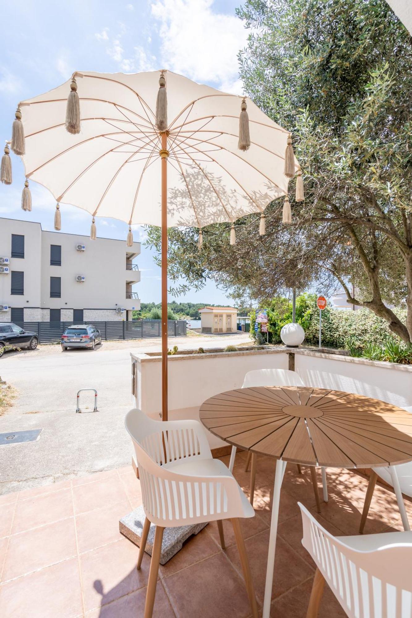 App Akumal-25M Zum Meer, Privatparkplatz, 50 Zoll Smart Tv, Sat Медулин Экстерьер фото