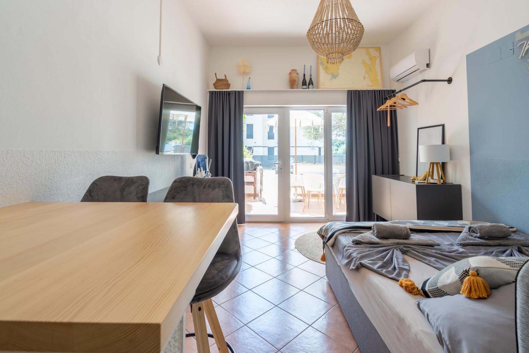 App Akumal-25M Zum Meer, Privatparkplatz, 50 Zoll Smart Tv, Sat Медулин Экстерьер фото